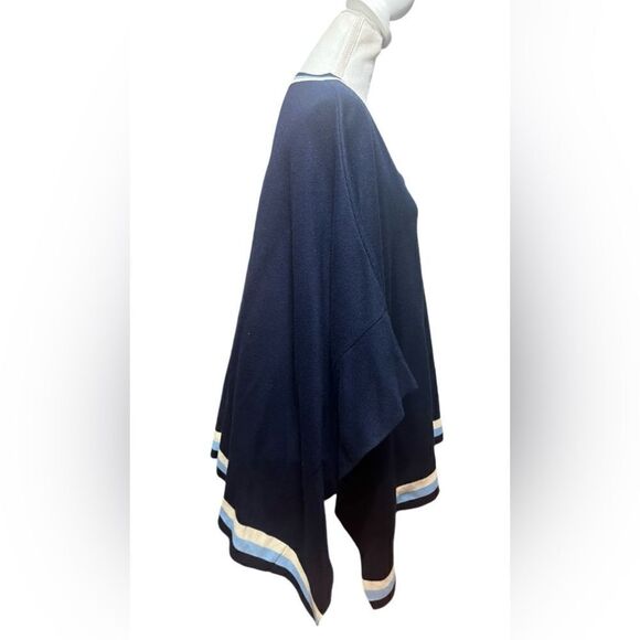 Tuckernuck Camden cream and blue soft sweater poncho - Picture 2 of 4